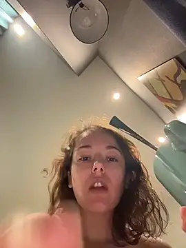 Sassy-Goddess96's Live XXX Chat