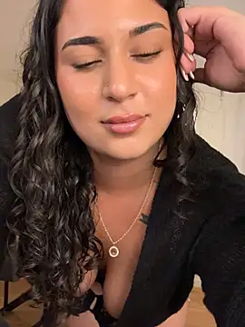 Yasmine-bluen Webbikameraesitys