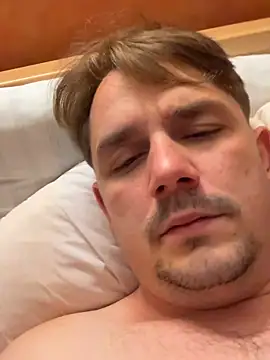 Denno633 Show in webcam