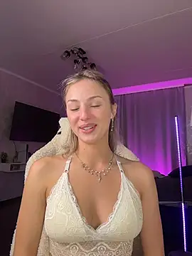 Mally_Say Chat XXX in diretta