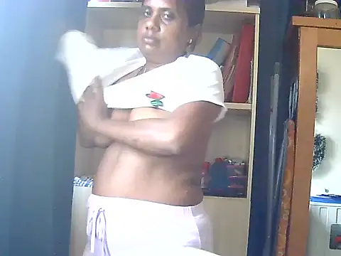 Ansh1307's Live XXX Chat