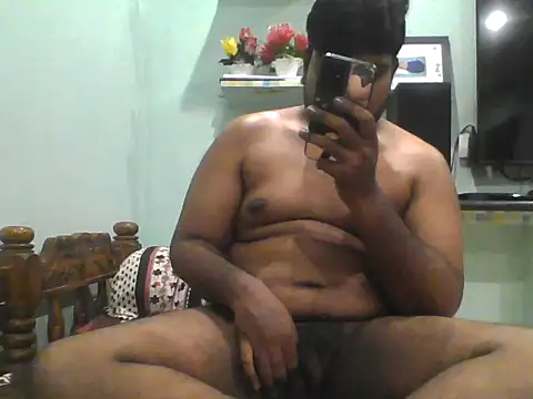 XXX chat uživo modela Foxboy65