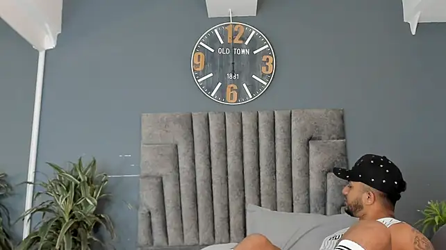 Chatroom XXX en direct de Robin_Rief