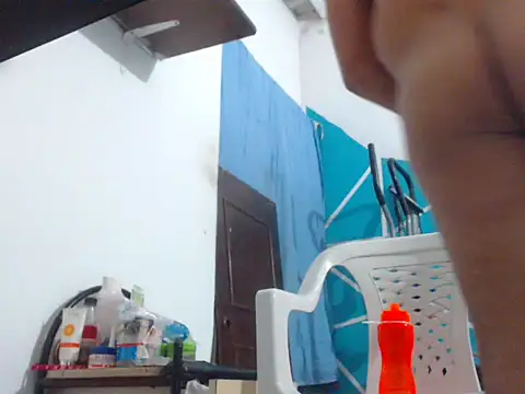 boymaster18 Show Webcam