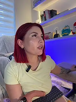 zafiro_mo0n Adlı Modelin Canlı XXX Sohbeti