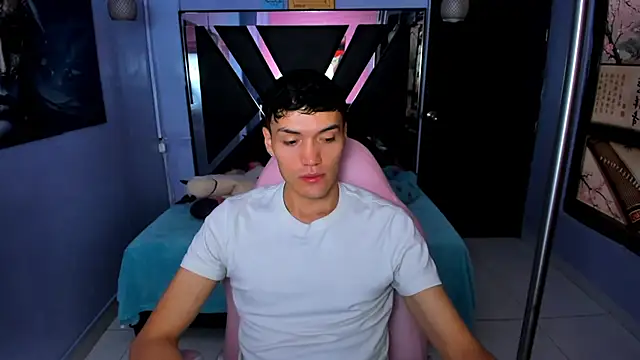 Aron_Darkx webcam show