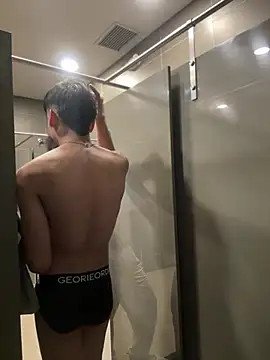צ'אט XXX בשידור חי של The_Conquer