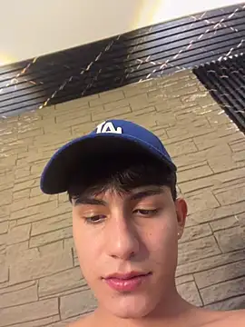 XXX chat uživo modela Lander_Cruz