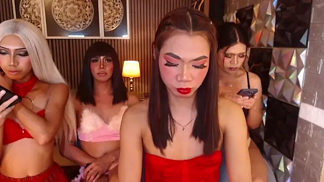 AudreyMilesTrans: απευθείας συνομιλία ΧΧΧ