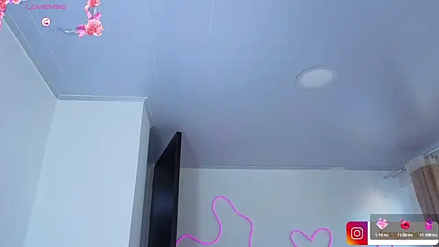 Victoryyy_'s Live XXX Chat