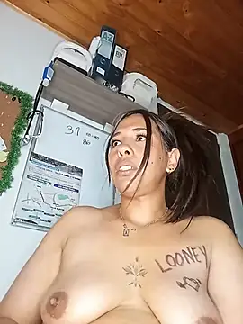 Ivon_C's Webcam Show