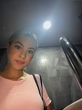 Show modela Natalia__vidal na web-kameri