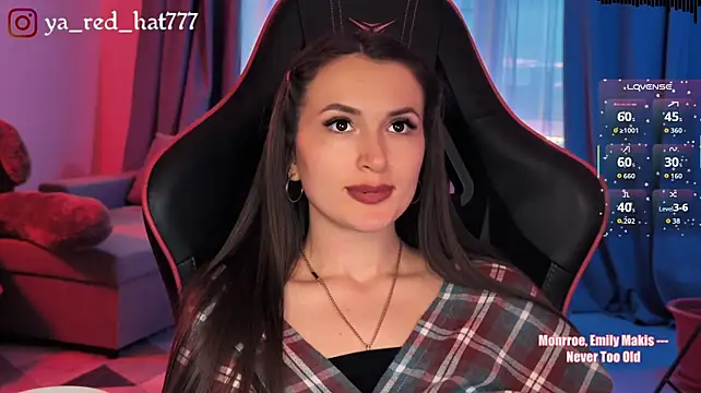 Онлайн чат XXX -RED_HAT-