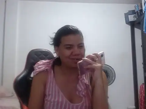 Adriana_0312 Obrolan Langsung XXX