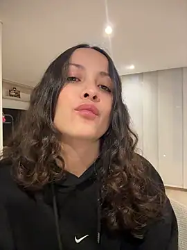 Megan_Rodrigo Chat XXX live