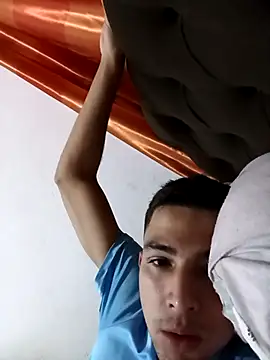 Show modela Tchutom na web-kameri