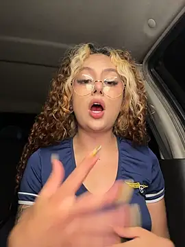 Chat XXX en directo de Joyce-fire
