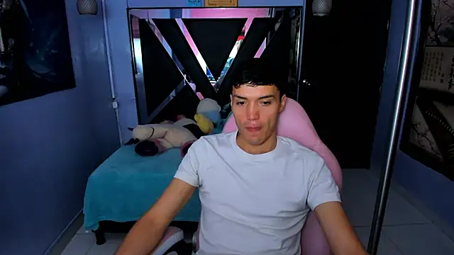 Aron_Darkx Webcam Show