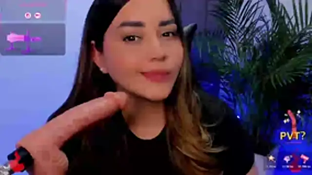 Lucia_star__ Obrolan Langsung XXX
