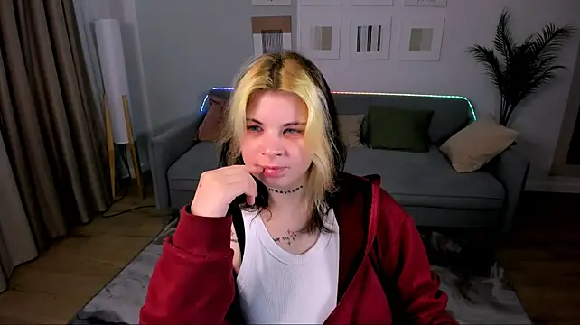 Chatroom XXX en direct de AliceSpencery
