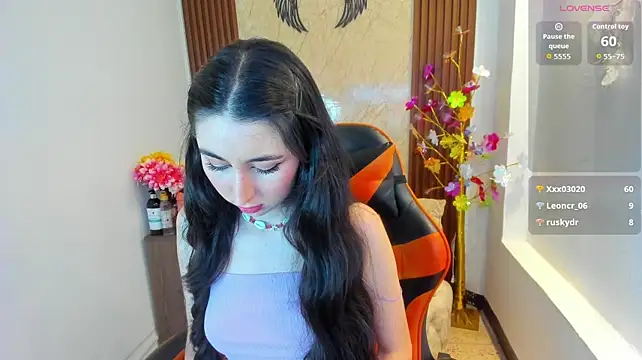Ayla_min Chat XXX live