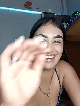 Bigtiti01 webkamerás műsora