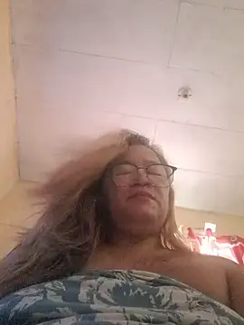 Chatroom XXX en direct de loriepinay46