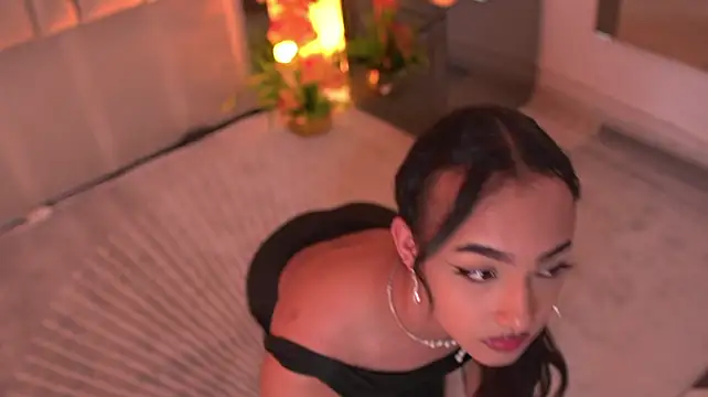 AriBloom7 Chat XXX live