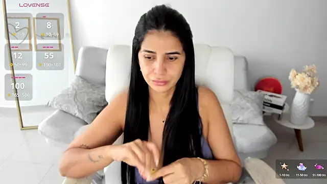 renata_t_ Live XXX-chat