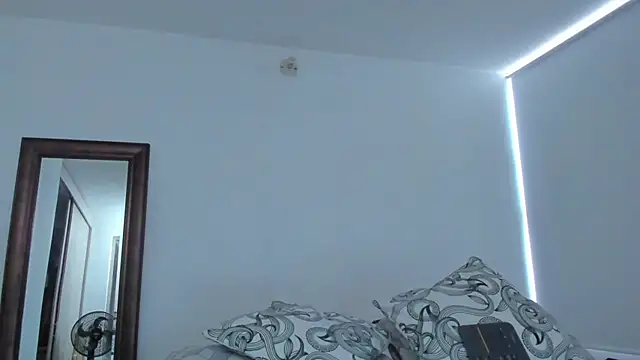 Chat XXX Live KingLevi01