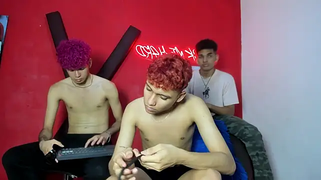 LOVE_KING1 élő XXX-chatje