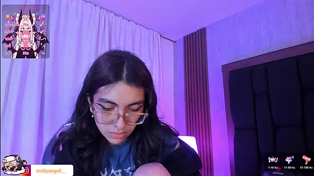 Molly_A 라이브 XXX 채팅