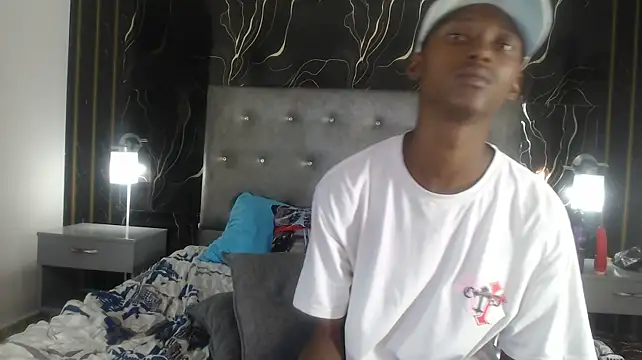 צ'אט XXX בשידור חי של Joel_Bell