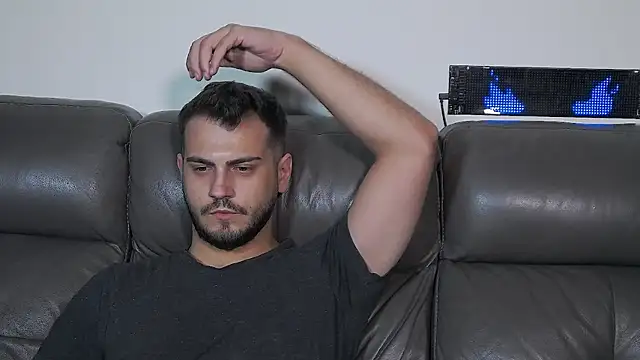 CrazyDom1 Webcam show