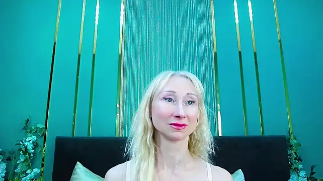 KissDreamm's Live XXX Chat