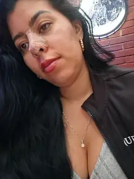 Luiannan Live XXX chat