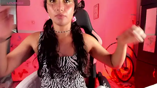 adrena_10's Live XXX Chat