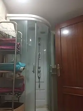 ADRiPORNO22 Adlı Modelin Canlı XXX Sohbeti