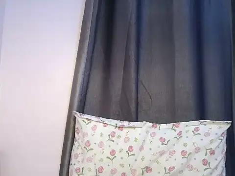 Chat XXX ao vivo de sexypurity_