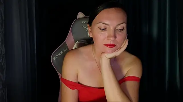 -DIVORA- Chat XXX live