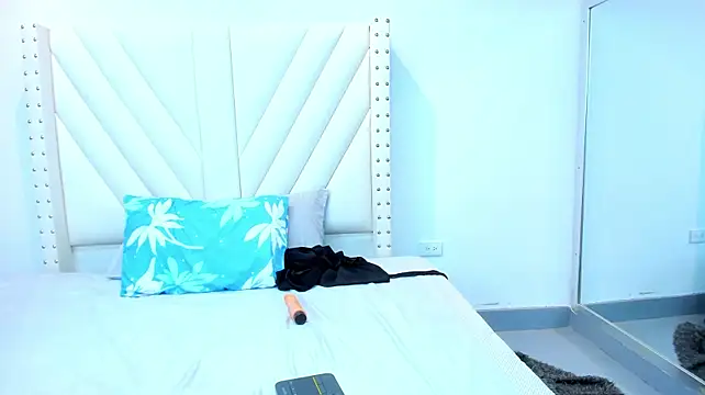 Paulynaveran Live XXX chat