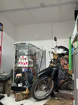 Paul22cm-'s Live XXX Chat