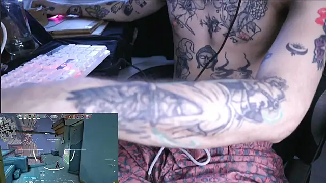 hatsumotokyotouwu Chat XXX in diretta