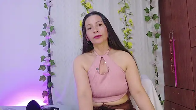 Chat +18 de cattaleya1476 ao vivo