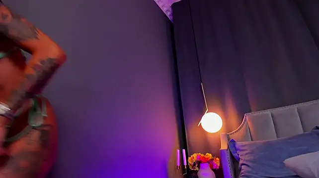 SonyaParker's Live XXX Chat