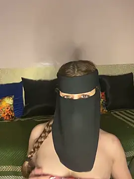 Jumanaan Live XXX chat