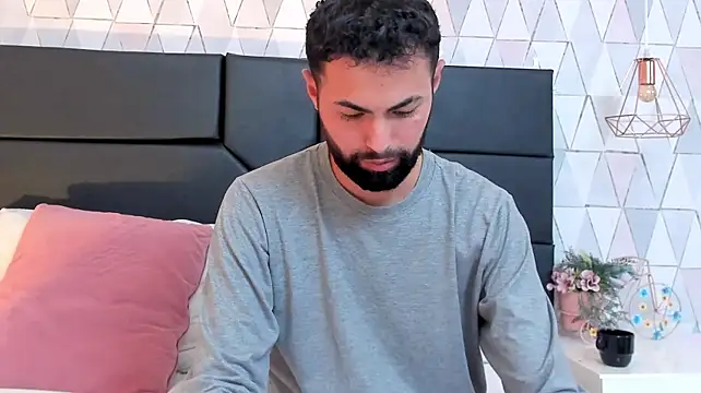 AndrewCrooss Live XXX-chat