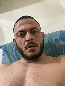 Mpeimpi Show in webcam
