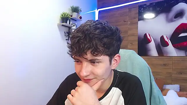 XXX chat uživo modela trevor_mob