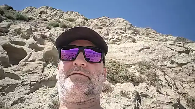 הופעת וובקאם של Softcum77